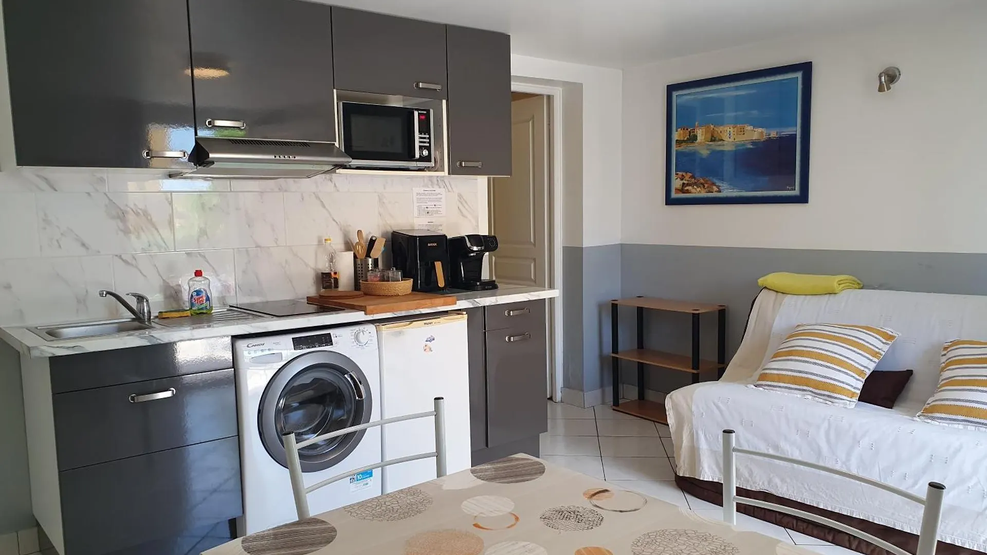 Appartement Independant Dans Maison Avec Parking Gratuit location